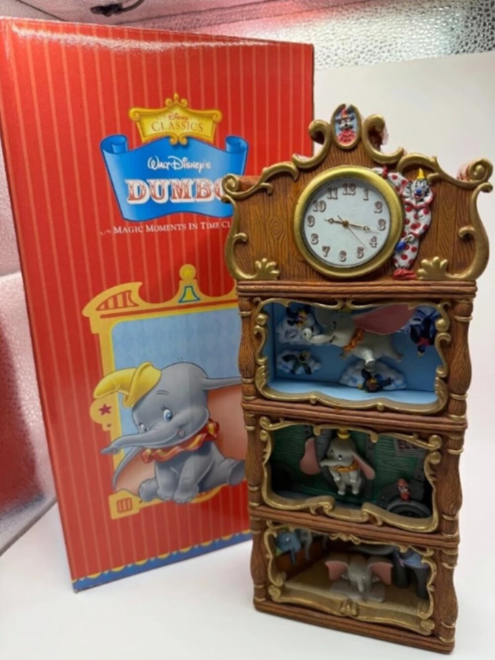 Disney Dumbo Magic Moments In Time Clock NEW WITH BOX & COA RARE & WORKS!